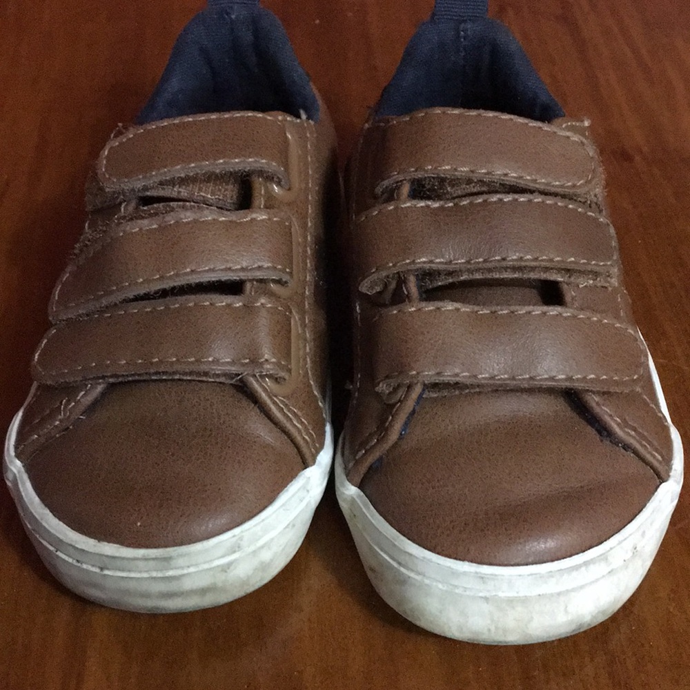 Toddler Shoes size 5 old navy. Worn 3 times maybe